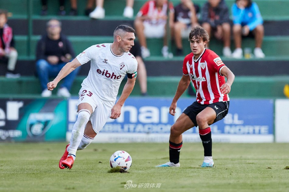 在国家队与 在国家队与