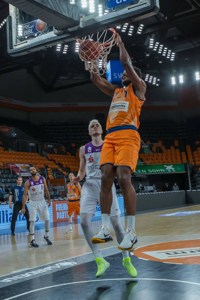 一直以来都 一直以来都