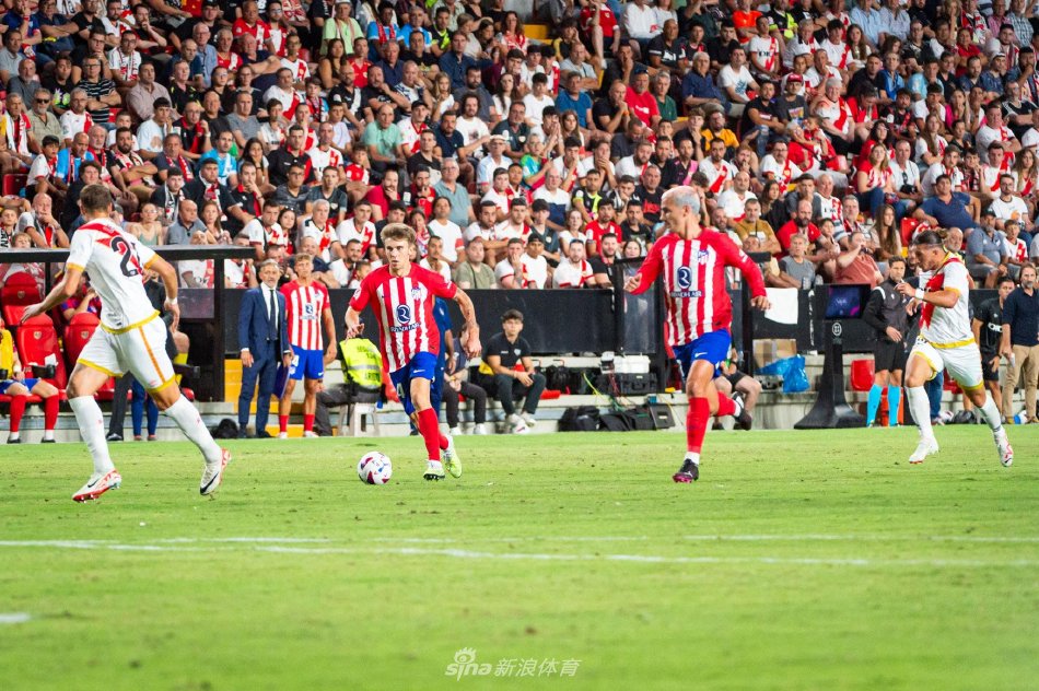 中砸进远角 中砸进远角